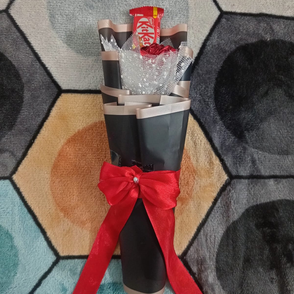 Black & Red Love Bouquet thumbnail 2